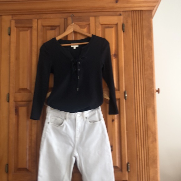 Anthropologie 3/4 sleeve thin rib black top w/ stretch - Picture 4 of 7